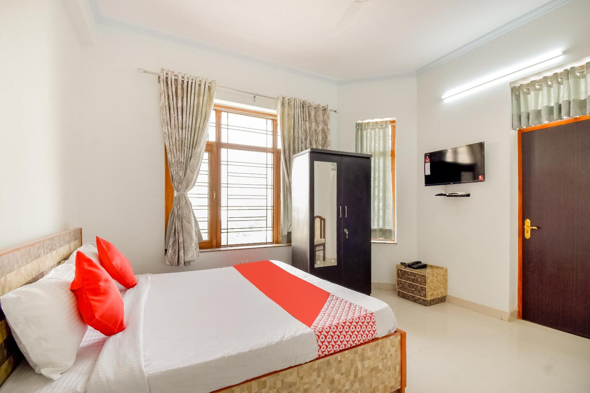 Hotel O Kusum Lodge Pandu Exteriér fotografie